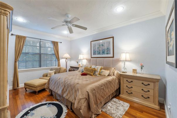 Bedroom, Interior, Recessed Lighting, Wood Texture Flooring