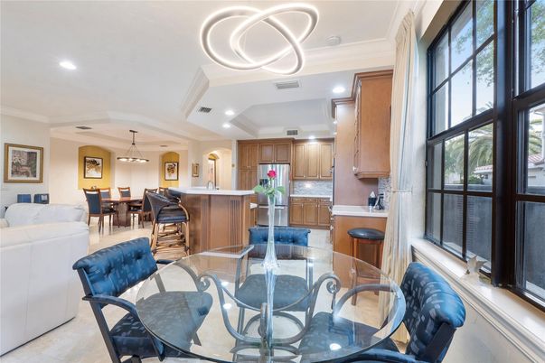 Dining room, Interior, Kitchen, Pendant Lights, Recessed Lighting