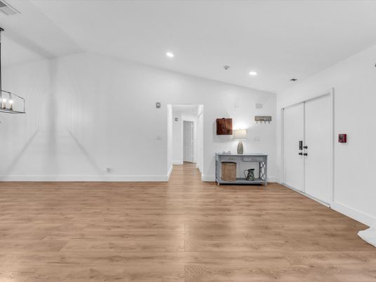 Empty room, Interior, Recessed Lighting, Wood Texture Flooring