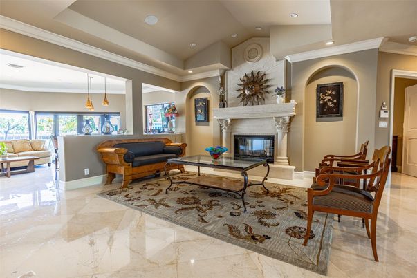 Fireplace, Interior, Living room, Pendant Lights, Recessed Lighting