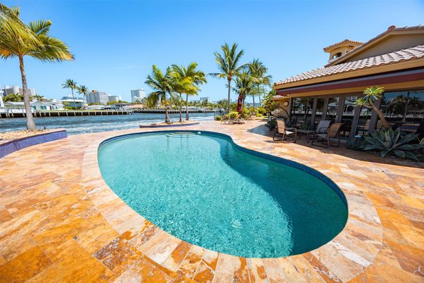 Exterior, Pool, Water