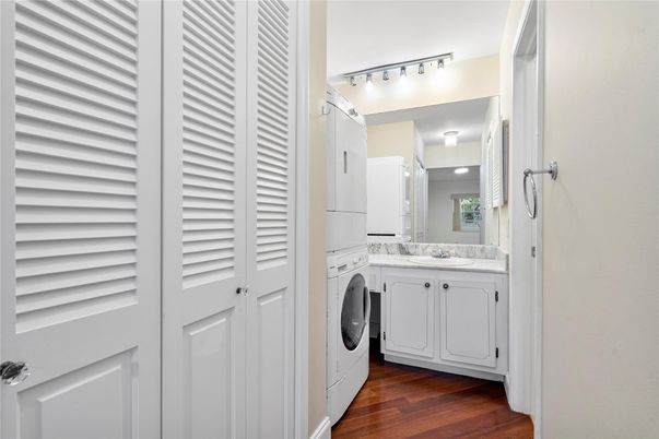 Bathroom, Interior, Utility Closets, Washer, Wood Texture Flooring