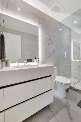 Bathroom, Interior, Marble, Marble Walls, Recessed Lighting