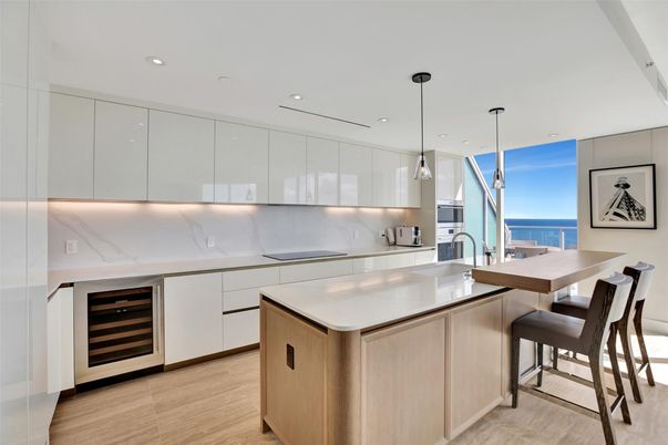Interior, Kitchen, Pendant Lights, Recessed Lighting, Water, Wood Texture Flooring