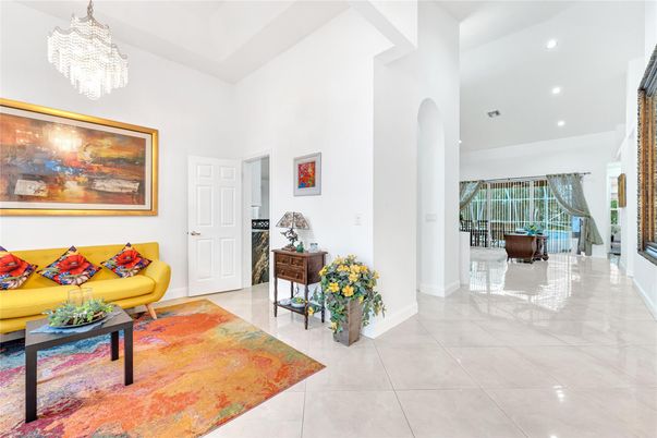 Chandelier, Interior, Recessed Lighting