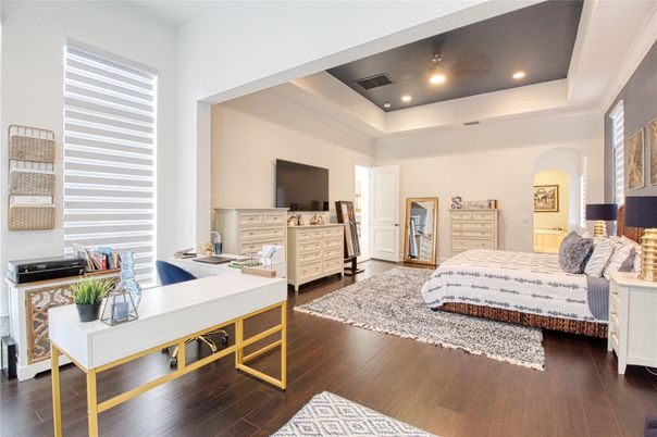 Bedroom, Home Office, Interior, Recessed Lighting, Wood Texture Flooring