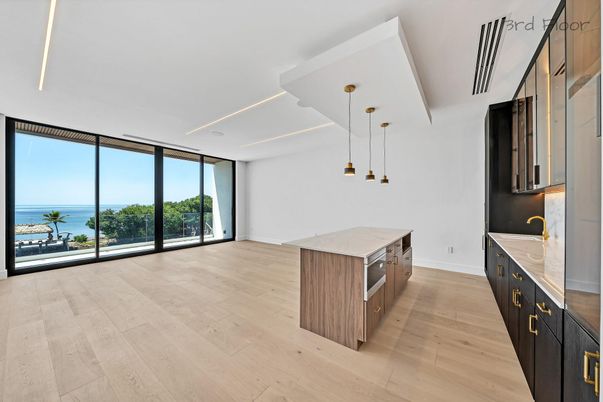 Interior, Kitchen, Pendant Lights, Recessed Lighting, Water, Wood Texture Flooring