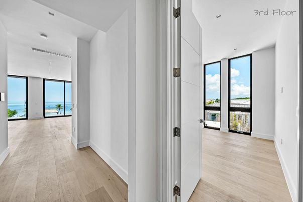 Interior, Recessed Lighting, Water, Wood Texture Flooring