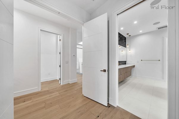 Bathroom, Interior, Recessed Lighting, Wood Texture Flooring