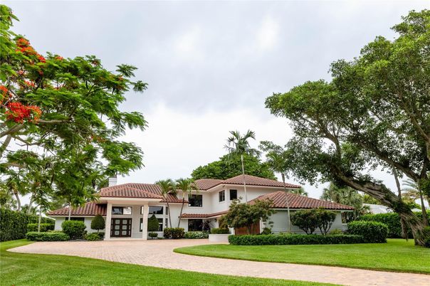 Backyard, Exterior, Facade, Mediterranean