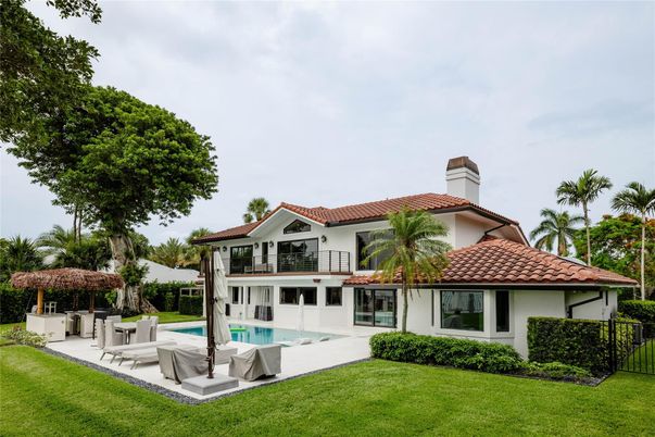 Backyard, Exterior, Pool