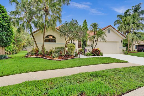 Attached, Backyard, Exterior, Facade, Spanish Mediterranean