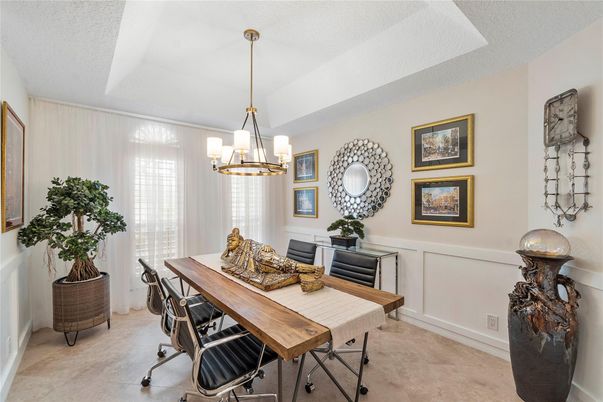 Chandelier, Dining room, Interior, Pendant Lights