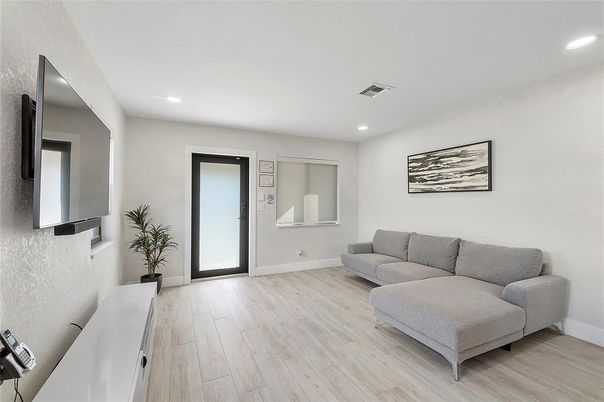 Interior, Living room, Recessed Lighting, Wood Texture Flooring
