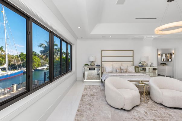 Bedroom, Interior, Pendant Lights, Recessed Lighting, Water