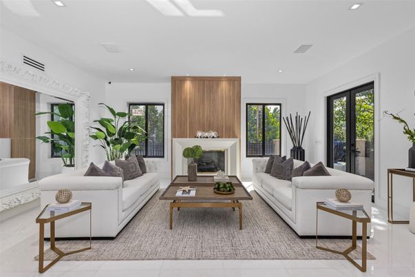 Fireplace, Interior, Living room, Recessed Lighting