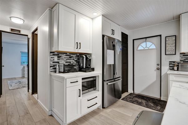 Interior, Kitchen, Stainless Steel Appliances, Wood Texture Flooring
