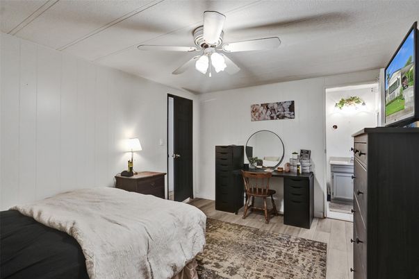Bedroom, Home Office, Interior, Wood Texture Flooring