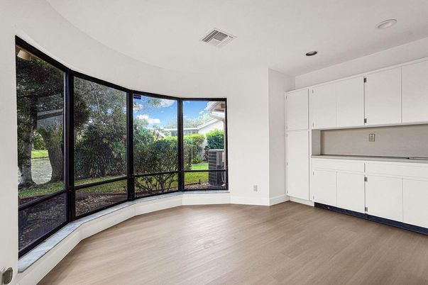 Empty room, Interior, Recessed Lighting, Sun Room, Wood Texture Flooring