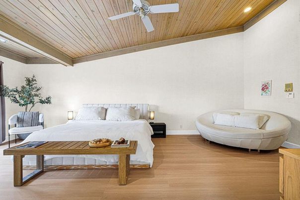 Bedroom, Interior, Recessed Lighting, Wooden Beams, Wooden Ceilings, Wood Texture Flooring