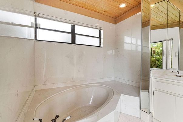 Bathroom, Interior, Recessed Lighting, Wooden Ceilings
