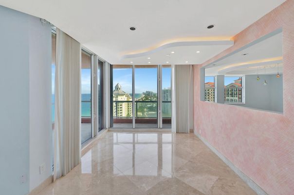Interior, Recessed Lighting, Water