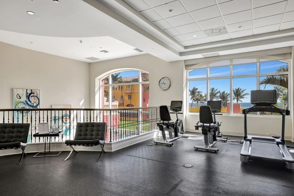 Fitness Equipment, Interior, Recessed Lighting, Water