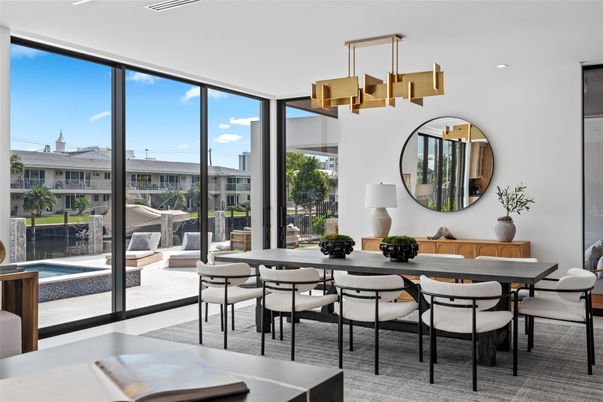 Dining room, Interior, Pendant Lights, Recessed Lighting