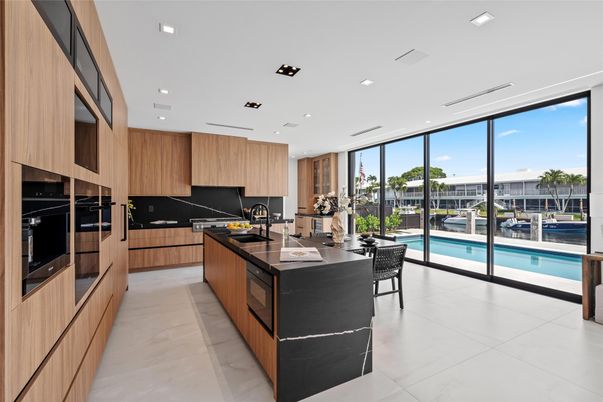 Interior, Kitchen, Recessed Lighting, Water