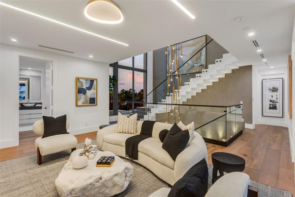 Interior, Living room, Recessed Lighting, Wood Texture Flooring