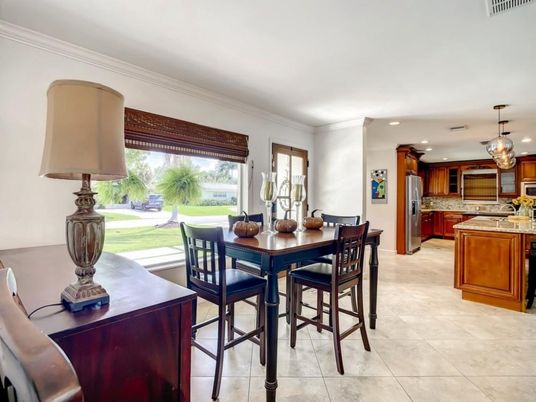 Dining room, Interior, Kitchen, Pendant Lights, Recessed Lighting