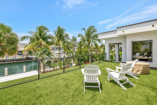 Backyard, Exterior, Water