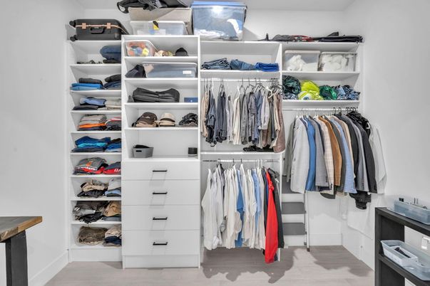Interior, Walk-in Closets, Wood Texture Flooring
