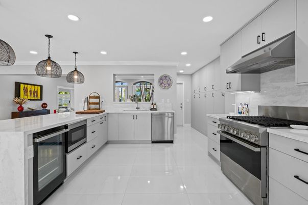 Interior, Kitchen, Pendant Lights, Recessed Lighting, Stainless Steel Appliances