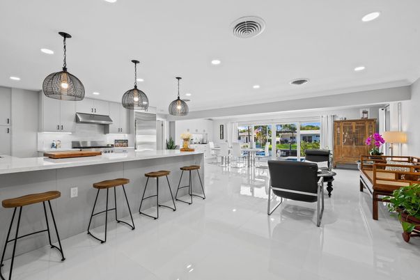 Dining room, Interior, Kitchen, Pendant Lights, Recessed Lighting, Stainless Steel Appliances