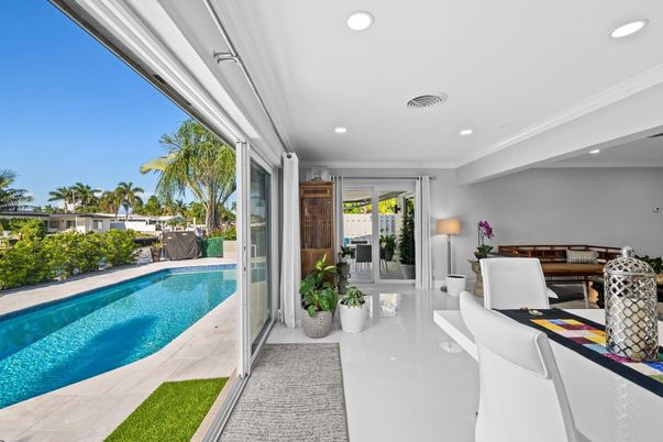 Interior, Pool, Recessed Lighting