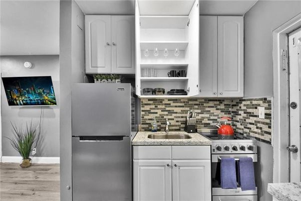Interior, Kitchen, Stainless Steel Appliances, Wood Texture Flooring