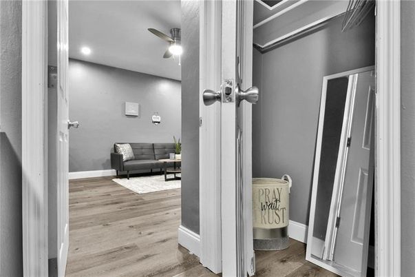 Interior, Recessed Lighting, Wood Texture Flooring