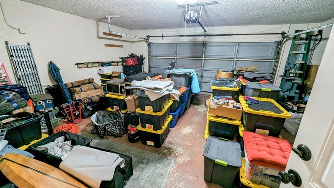 Garage, Interior