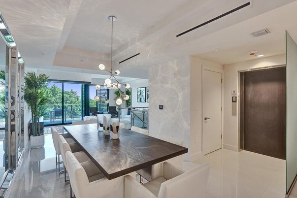 Dining room, Elevator, Interior, Pendant Lights, Recessed Lighting