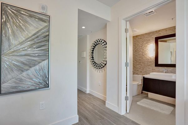 Bathroom, Interior, Recessed Lighting, Wood Texture Flooring