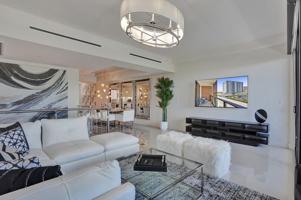 Dining room, Interior, Living room, Pendant Lights