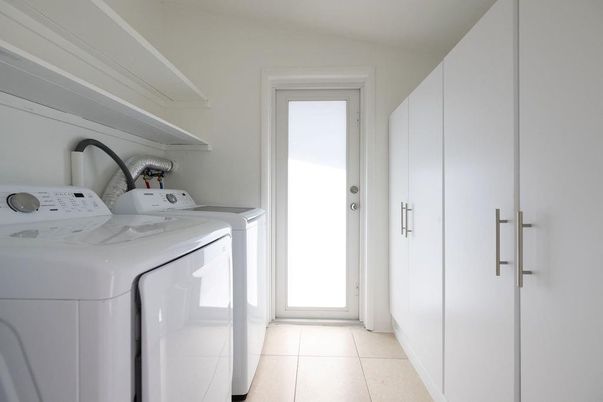 Interior, Washer