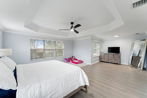 Bedroom, Interior, Recessed Lighting, Wood Texture Flooring
