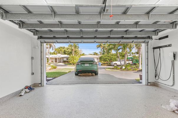 Garage, Interior
