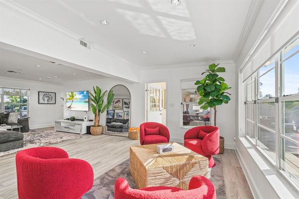 Interior, Living room, Recessed Lighting, Wood Texture Flooring