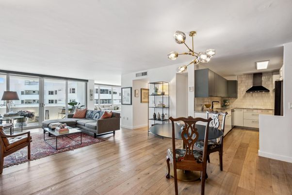 Dining room, Interior, Kitchen, Living room, Pendant Lights, Wood Texture Flooring