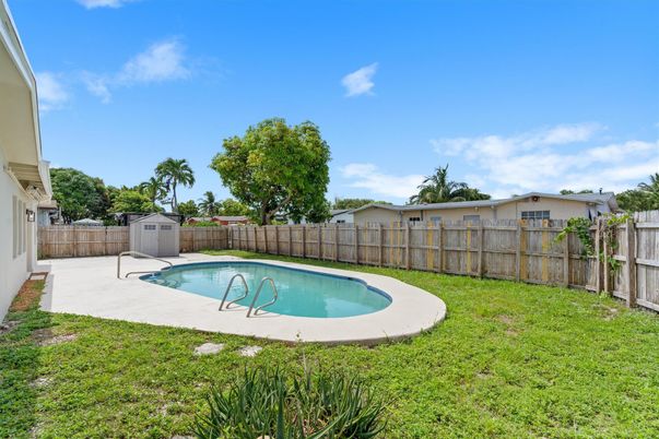 Backyard, Exterior, Pool