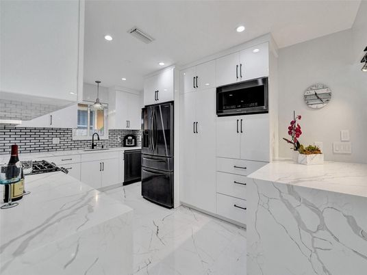 Interior, Kitchen, Marble, Pendant Lights, Recessed Lighting