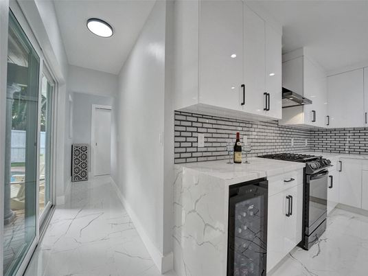 Interior, Kitchen, Marble, Recessed Lighting